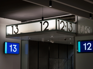 Access to train station platforms 12 and 13