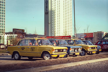webp file named /photos/img/analog-polski-fiat-warsaw.webp