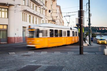 webp file named /photos/img/budapest-rush.webp